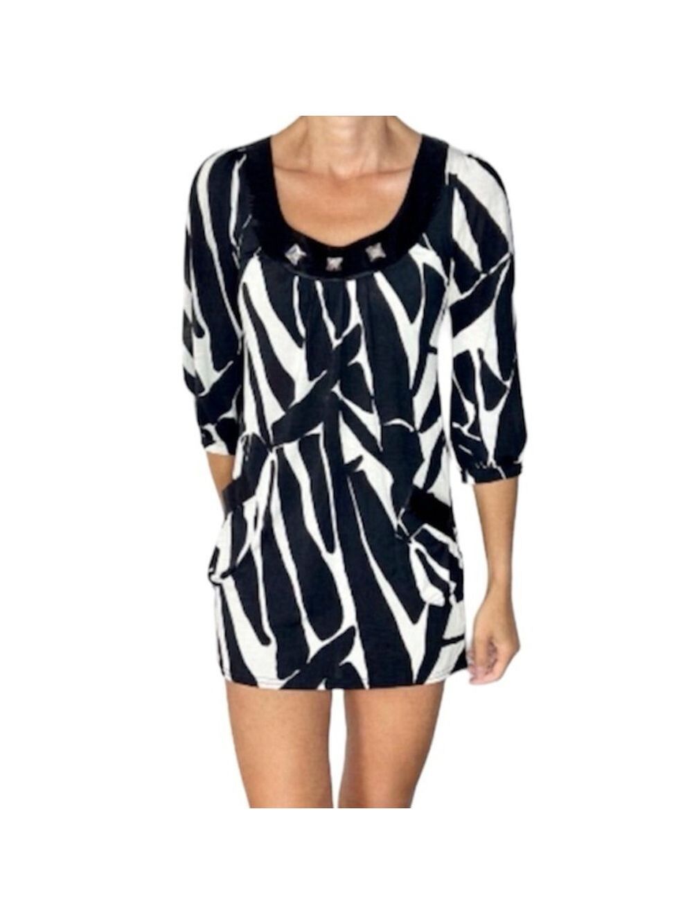 Korean Black and White Graphic Print Mini Dress S